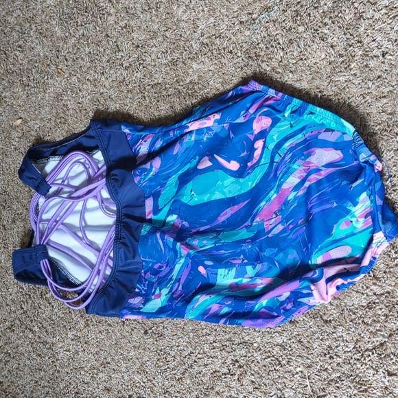 Simone! GK like new leotard - Picture 2 of 5